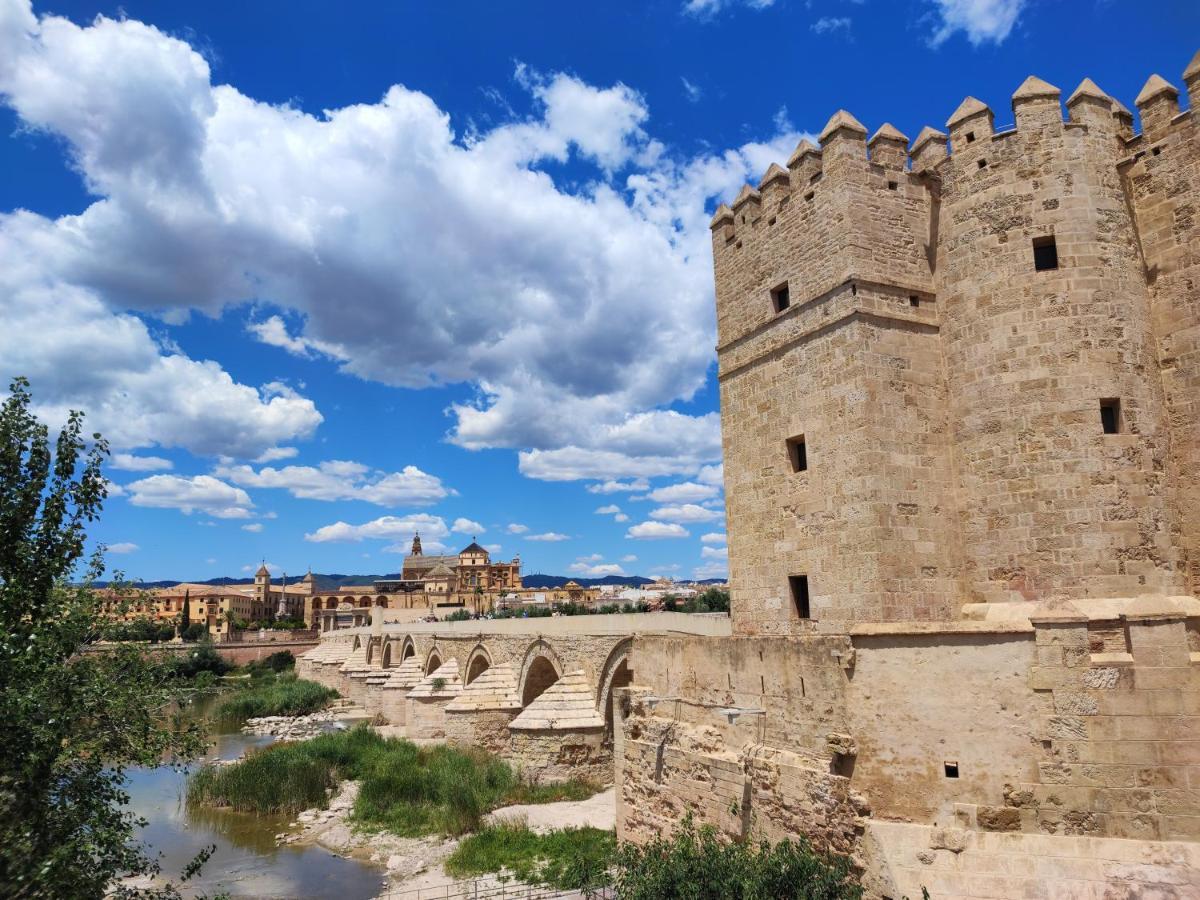 Apartamento Alcazar San Basilio Kordoba Bagian luar foto