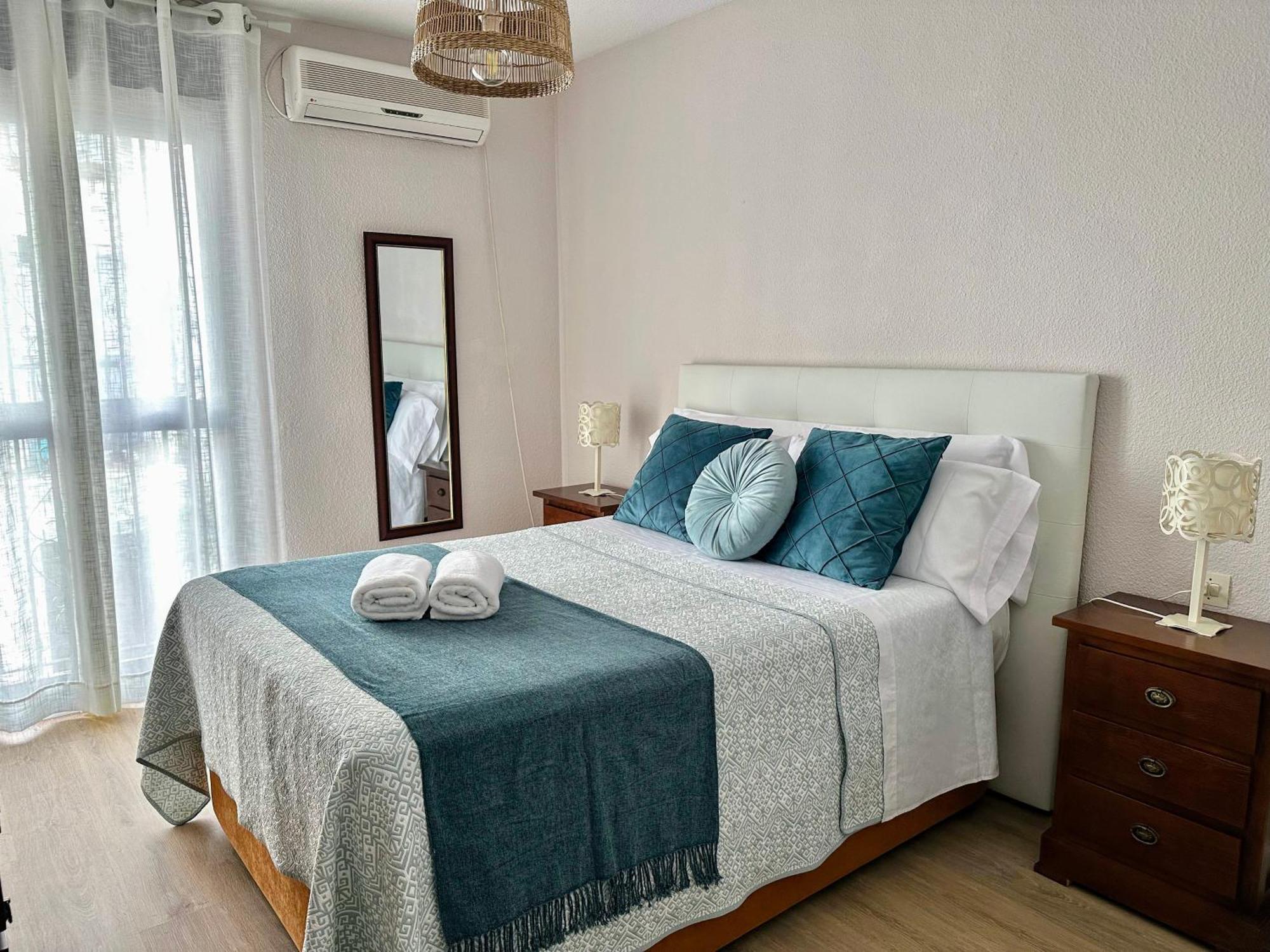 Apartamento Alcazar San Basilio Kordoba Bagian luar foto